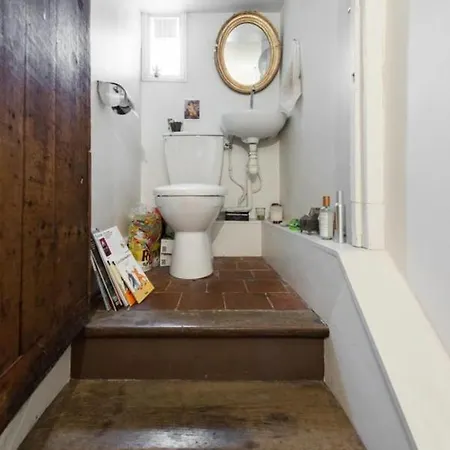 Charming Flat In Le Marais Paris! * פריז